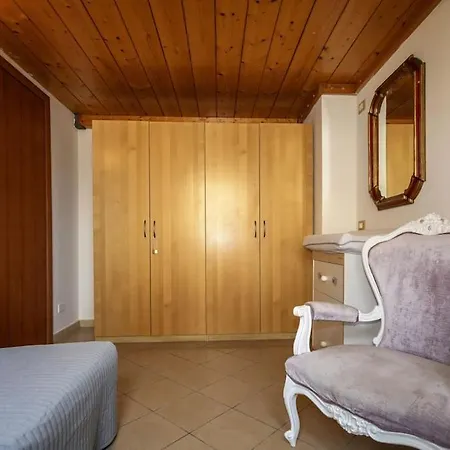 Casa Vacanze Santa Giulia Centro *